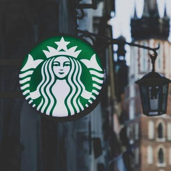 上海畫冊設(shè)計怎么收費的？上海畫冊設(shè)計多少錢一頁？